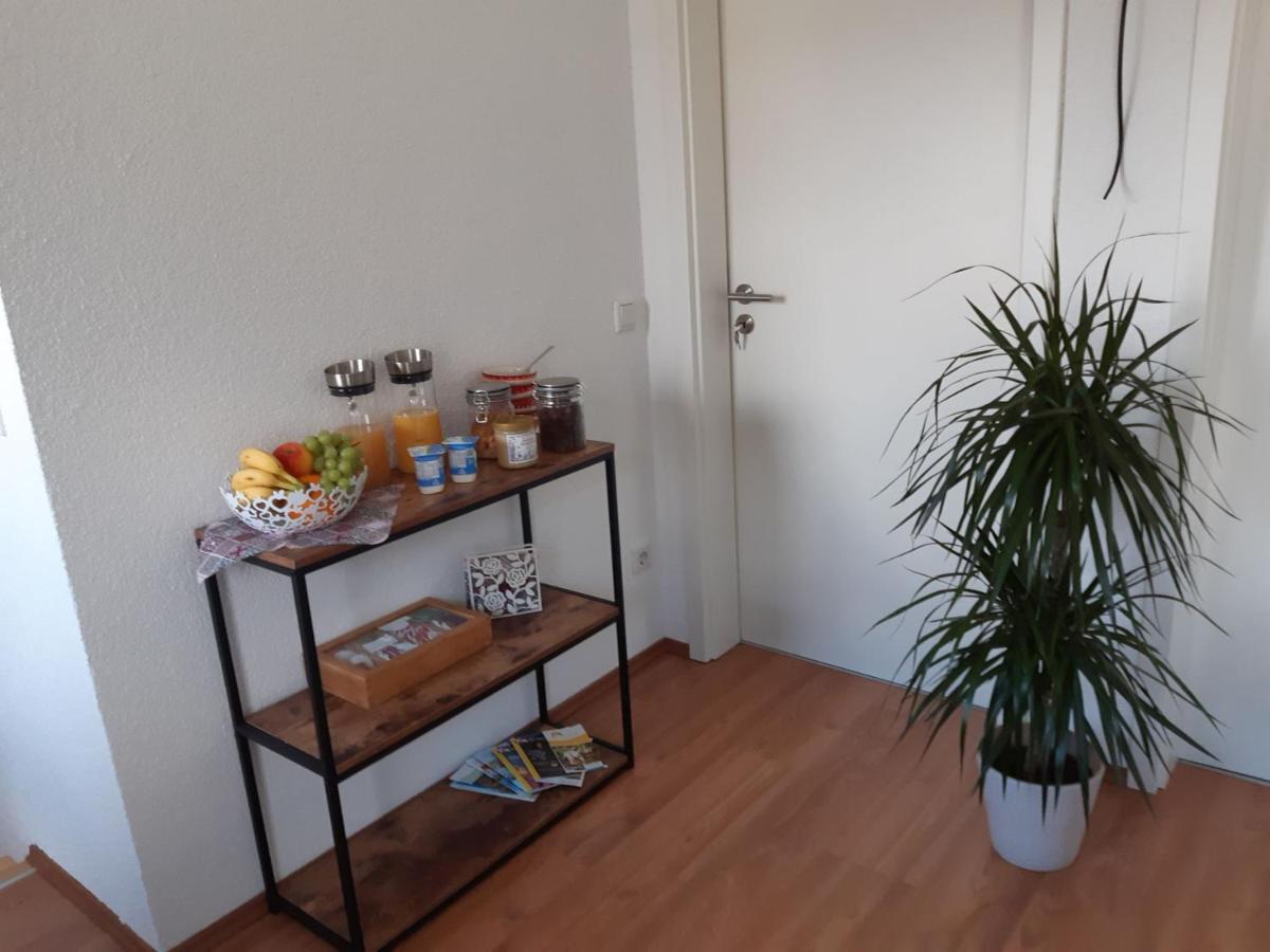 Gastezimmer Rosi Bad Klosterlausnitz Bagian luar foto